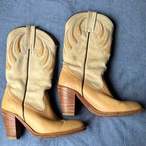 Vintage Frye Cowboy Boots size 7(7.5)